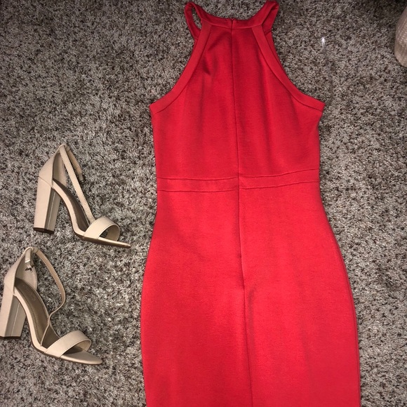Halter Coral bodycon dress size medium - Picture 8 of 8